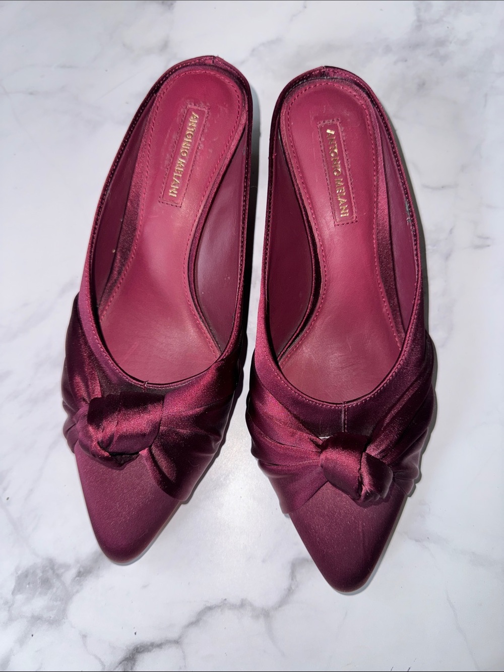 Antonio Melani burgundy satin mules Size 7.5